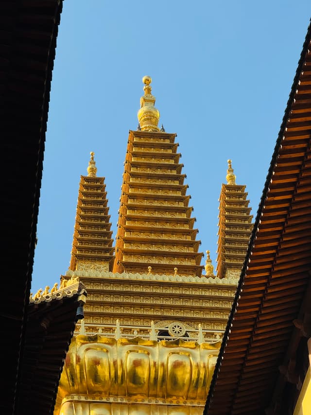 Shanghai Jingan temple